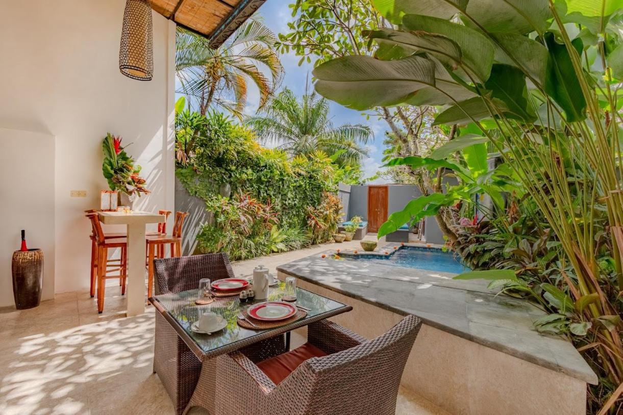 Bali Akasadua Villa Seminyak Exteriör bild